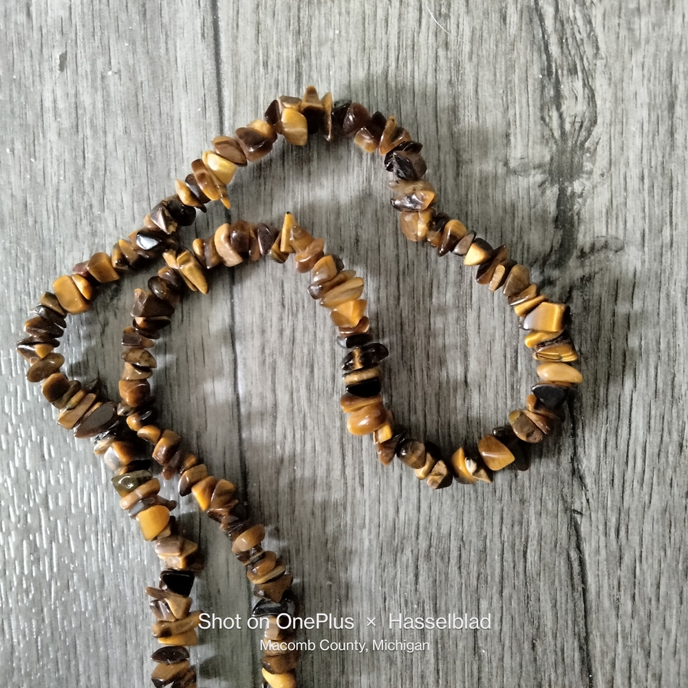 Tiger's Eye Chip Bead Necklace - Brown & Honey Tones
